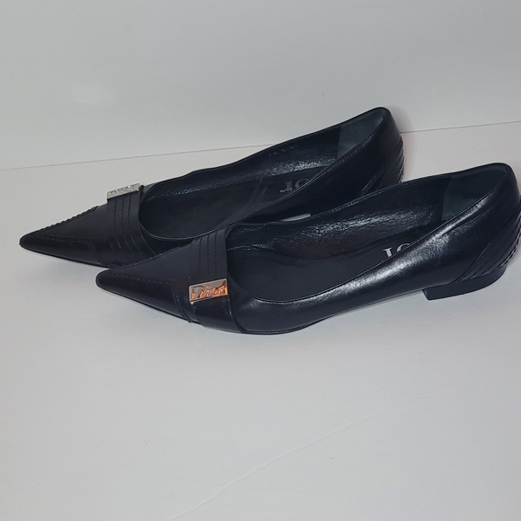 **SOLD** DIOR 🖤 - Picture 7 of 7